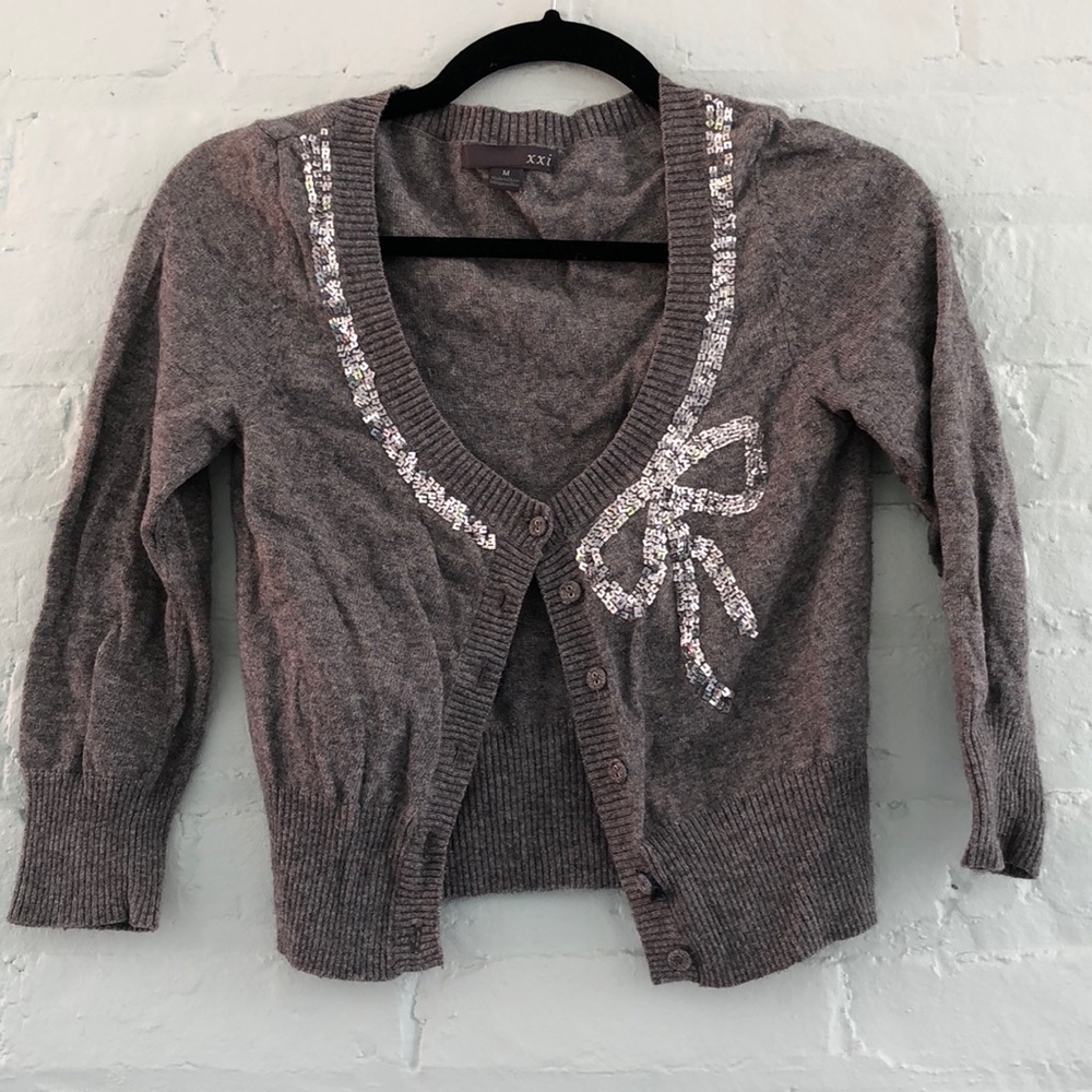 ❤️3 for $12 - Forever 21 bow sweater